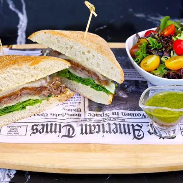 King’s Steak Sandwich